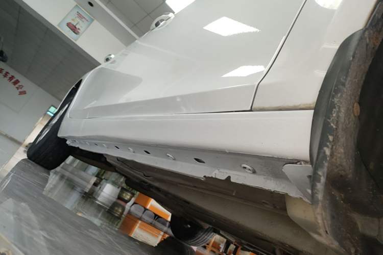 Used Chevrolet Malibu 2018 530T Automatic Fashion Edition Right Side Sill