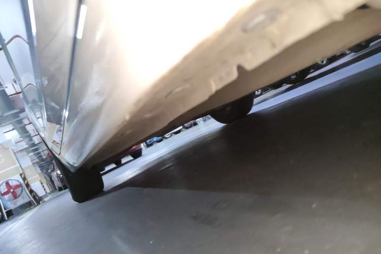 Used Chevrolet Malibu 2018 530T Automatic Fashion Edition Right Side Sill