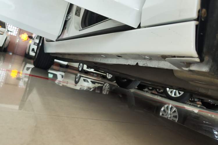 Used Chevrolet Malibu 2018 530T Automatic Fashion Edition Right Side Sill