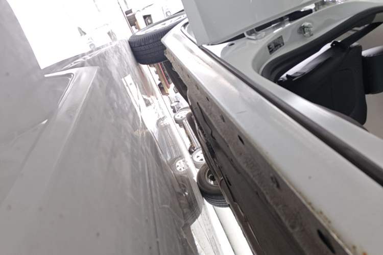 Used Chevrolet Malibu 2018 530T Automatic Fashion Edition Right Side Sill