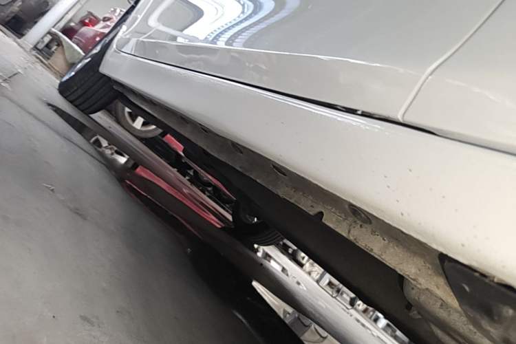 Used Chevrolet Malibu 2018 530T Automatic Luxury Edition Right Side Sill