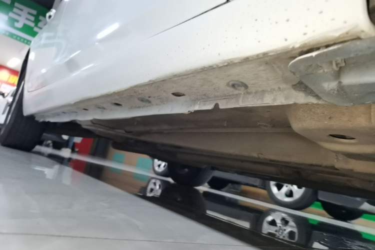 Used Chevrolet Malibu 2018 530T Automatic Fashion Edition Right Side Sill