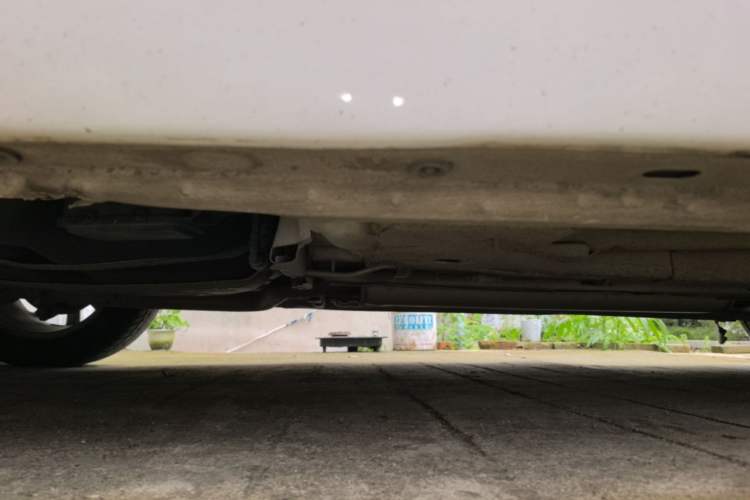 Used Chevrolet Malibu 2018 530T Automatic Luxury Edition Right Side Sill