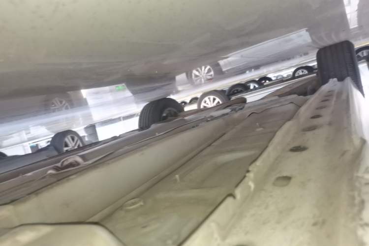 Used Chevrolet Malibu 2018 530T Automatic Comfort Edition Right Side Sill