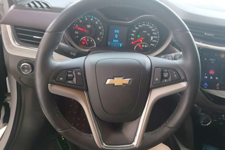 Used Chevrolet Malibu 2018 530T Automatic Fashion Edition Steering Wheel