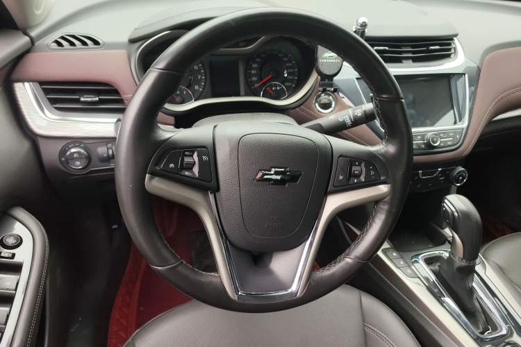 Used Chevrolet Malibu 2018 530T Automatic Luxury Edition Steering Wheel