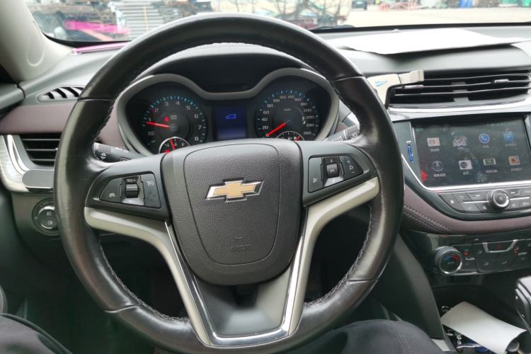 Used Chevrolet Malibu 2018 530T Automatic Luxury Edition Steering Wheel