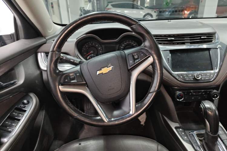 Used Chevrolet Malibu 2018 530T Automatic Luxury Edition Steering Wheel