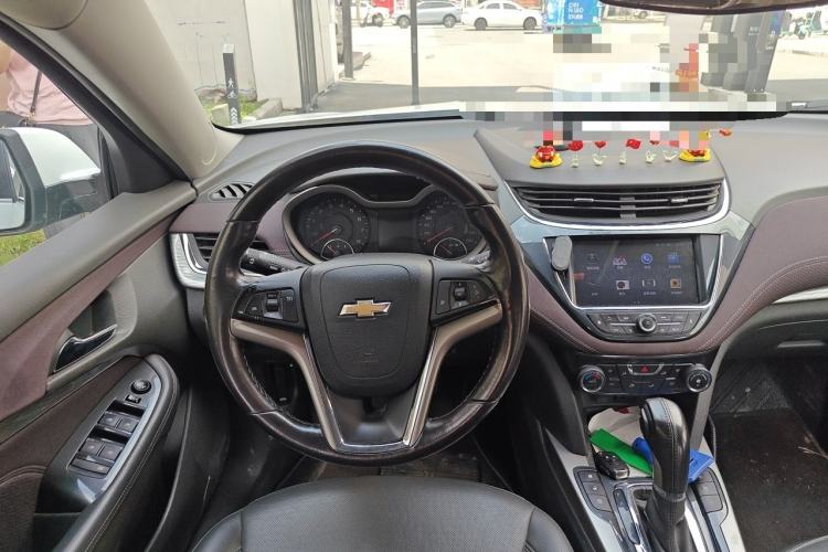 Used Chevrolet Malibu 2018 530T Automatic Luxury Edition Steering Wheel