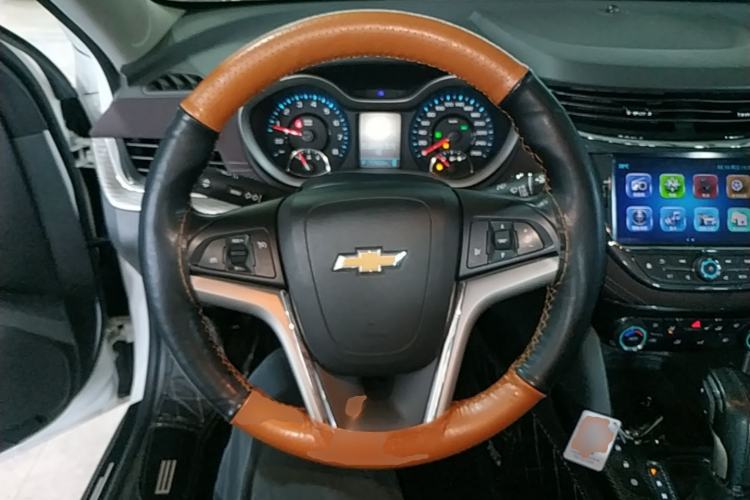 Used Chevrolet Malibu 2018 530T Automatic Luxury Edition Steering Wheel