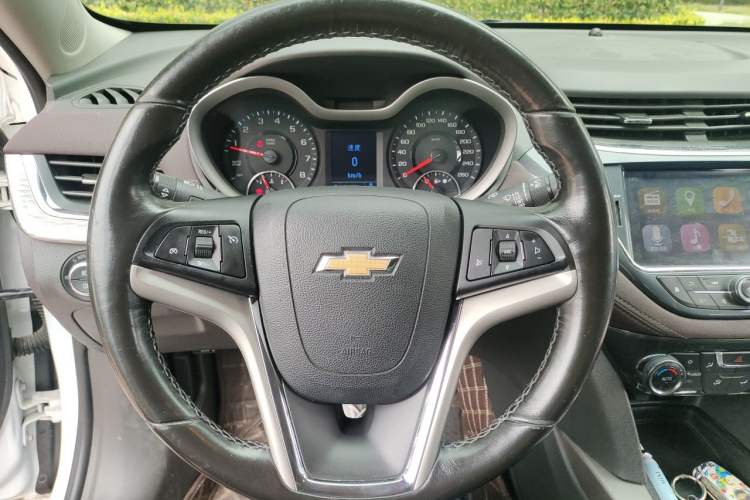 Used Chevrolet Malibu 2018 530T Automatic Luxury Edition Steering Wheel