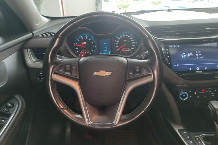 Used Chevrolet Malibu 2018 530T Automatic Fashion Edition Steering Wheel