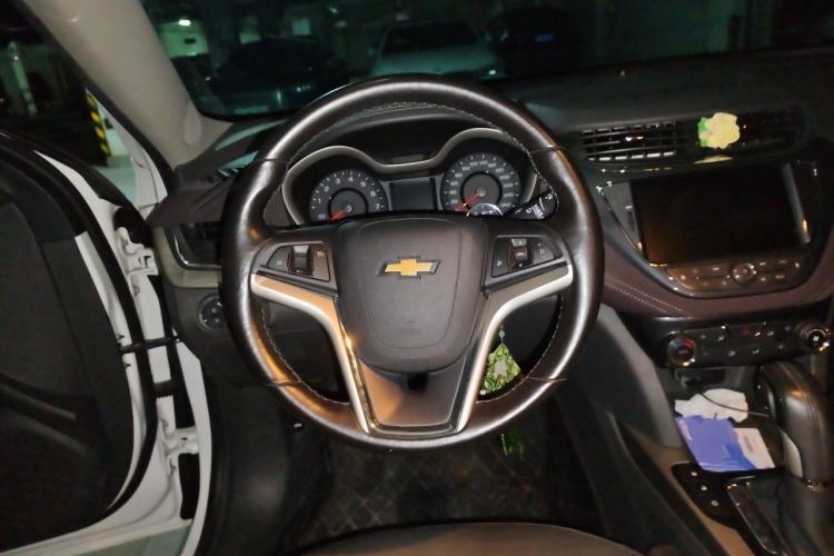 Used Chevrolet Malibu 2018 530T Automatic Luxury Edition Steering Wheel