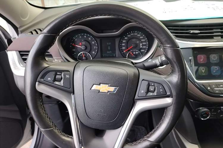 Used Chevrolet Malibu 2018 530T Automatic Luxury Edition Steering Wheel