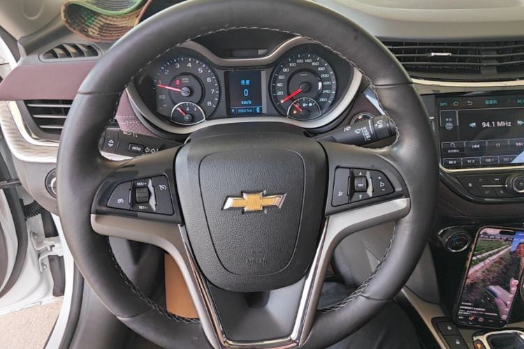 Used Chevrolet Malibu 2018 530T Automatic Luxury Edition Steering Wheel