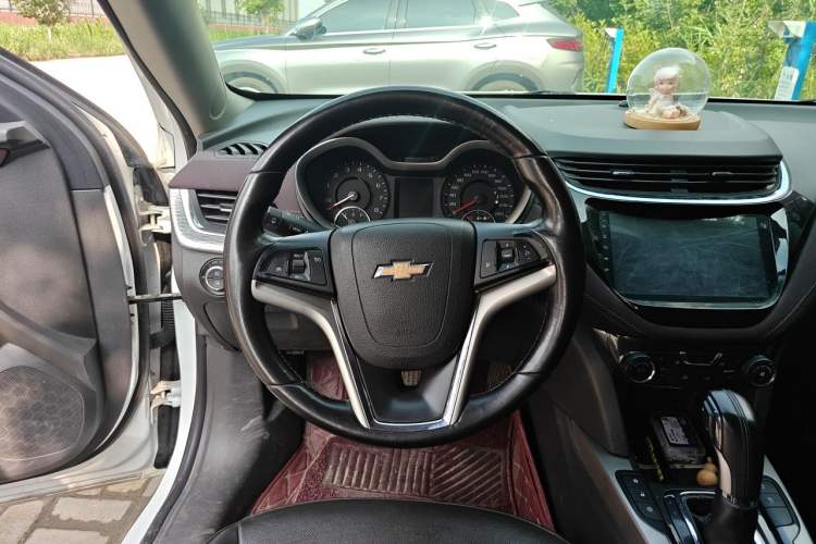 Used Chevrolet Malibu 2018 530T Automatic Fashion Edition Steering Wheel