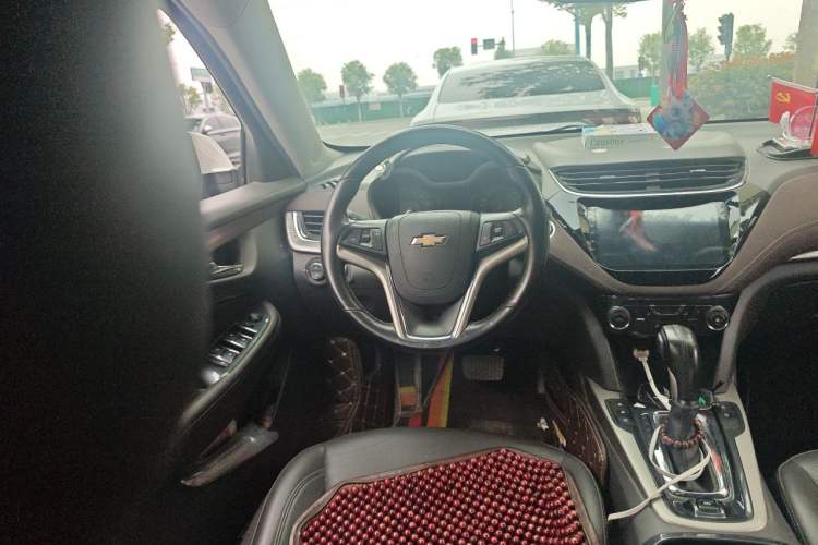 Used Chevrolet Malibu 2018 530T Automatic Luxury Edition Steering Wheel