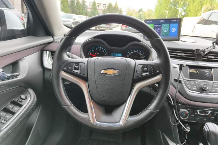 Used Chevrolet Malibu 2018 530T Automatic Fashion Edition Steering Wheel