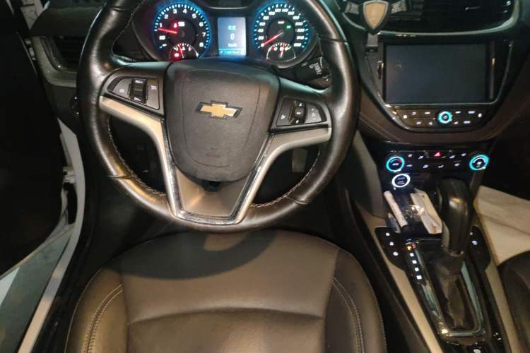 Used Chevrolet Malibu 2018 530T Automatic Luxury Edition Steering Wheel