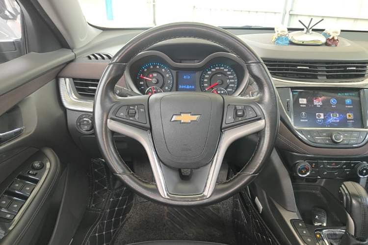 Used Chevrolet Malibu 2018 530T Automatic Luxury Edition Steering Wheel