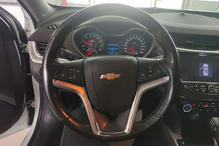 Used Chevrolet Malibu 2018 530T Automatic Fashion Edition Steering Wheel