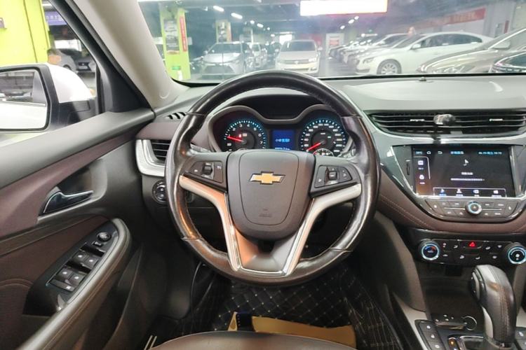 Used Chevrolet Malibu 2018 530T Automatic Luxury Edition Steering Wheel