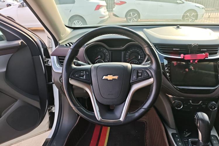 Used Chevrolet Malibu 2018 530T Automatic Fashion Edition Steering Wheel