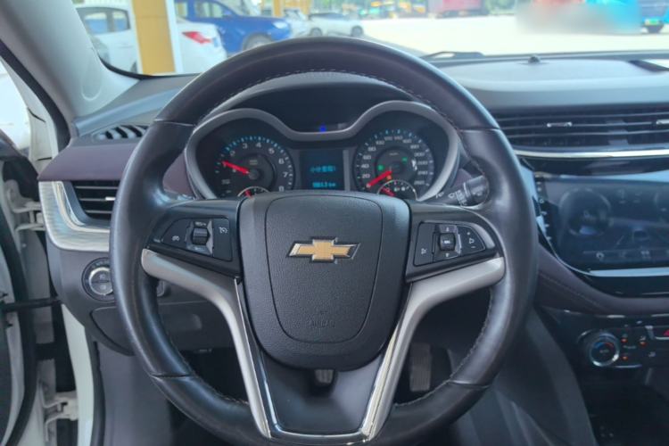 Used Chevrolet Malibu 2018 530T Automatic Luxury Edition Steering Wheel