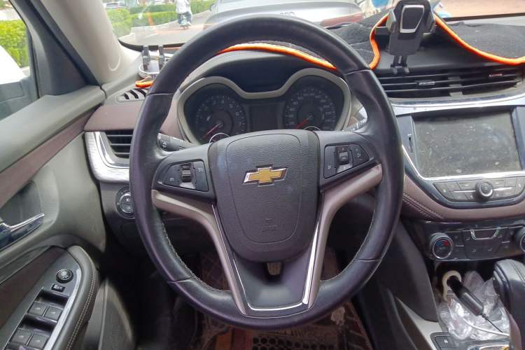 Used Chevrolet Malibu 2018 530T Automatic Luxury Edition Steering Wheel