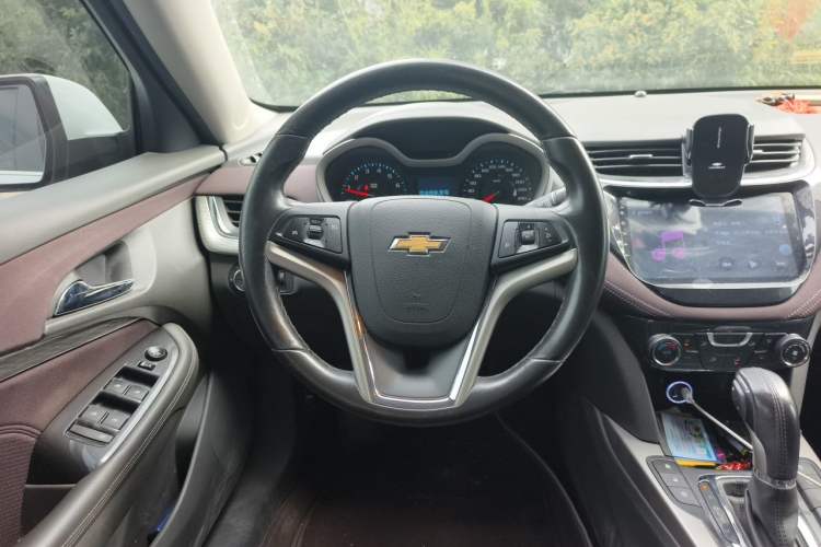 Used Chevrolet Malibu 2018 530T Automatic Fashion Edition Steering Wheel