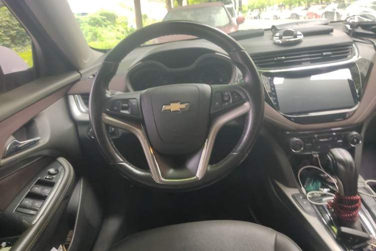 Used Chevrolet Malibu 2018 530T Automatic Fashion Edition Steering Wheel
