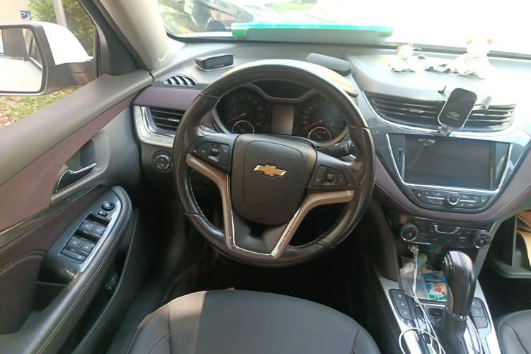 Used Chevrolet Malibu 2018 530T Automatic Luxury Edition Steering Wheel