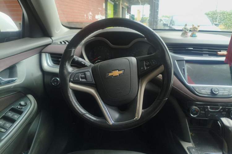 Used Chevrolet Malibu 2018 530T Automatic Luxury Edition Steering Wheel
