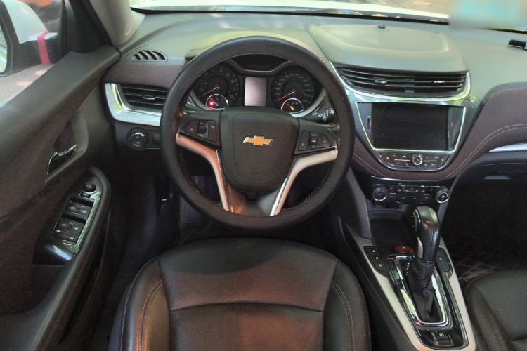 Used Chevrolet Malibu 2018 530T Automatic Luxury Edition Steering Wheel