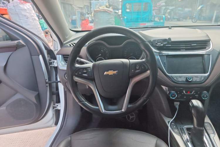 Used Chevrolet Malibu 2018 530T Automatic Luxury Edition Steering Wheel