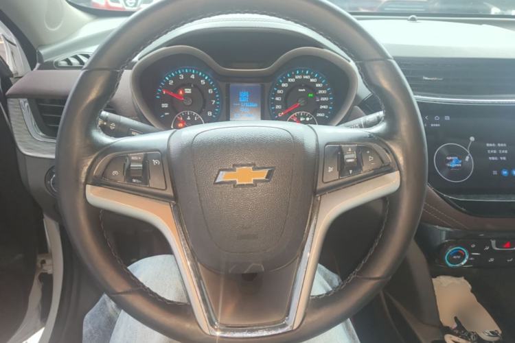 Used Chevrolet Malibu 2018 530T Automatic Fashion Edition Steering Wheel