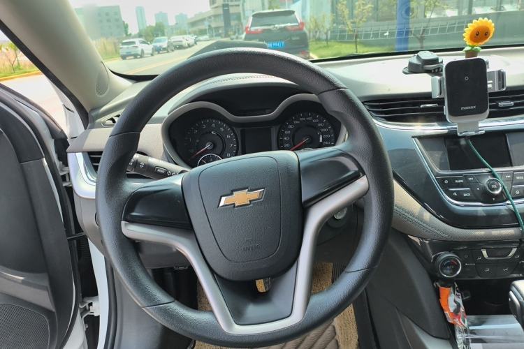 Used Chevrolet Malibu 2018 530T Automatic Comfort Edition Steering Wheel