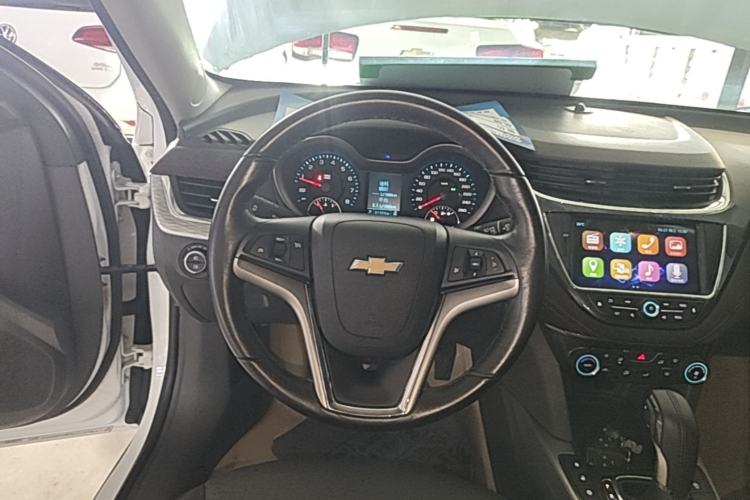 Used Chevrolet Malibu 2018 530T Automatic Luxury Edition Steering Wheel