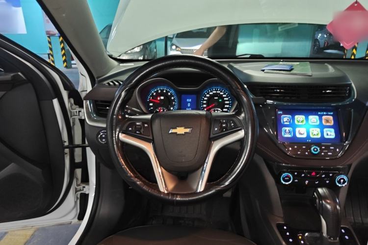 Used Chevrolet Malibu 2018 530T Automatic Luxury Edition Steering Wheel