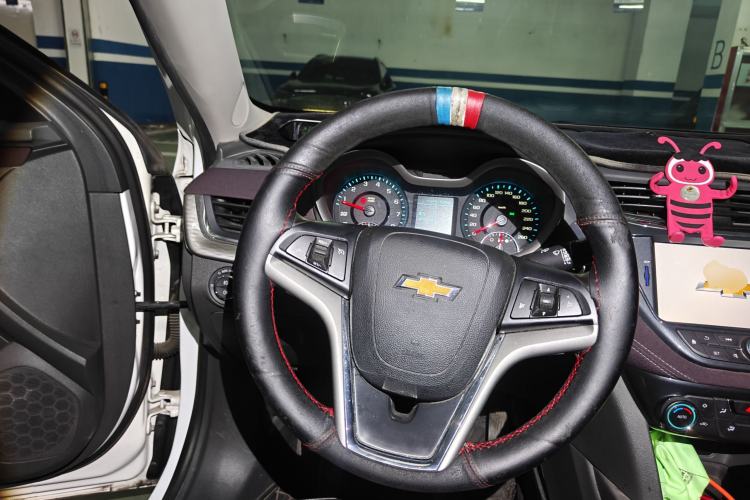 Used Chevrolet Malibu 2018 530T Automatic Luxury Edition Steering Wheel