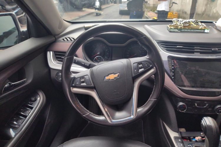 Used Chevrolet Malibu 2018 530T Automatic Fashion Edition Steering Wheel