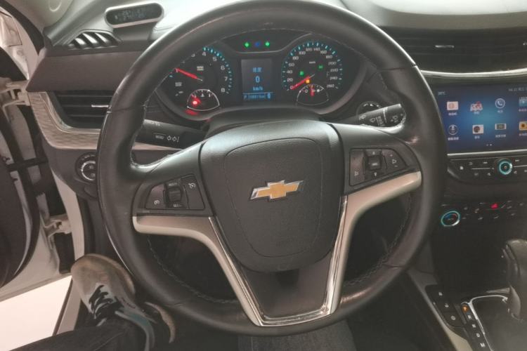 Used Chevrolet Malibu 2018 530T Automatic Luxury Edition Steering Wheel