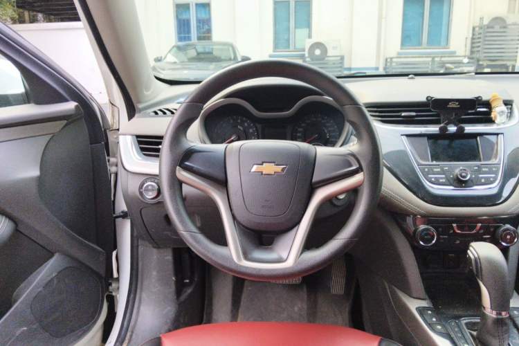 Used Chevrolet Malibu 2018 530T Automatic Comfort Edition Steering Wheel