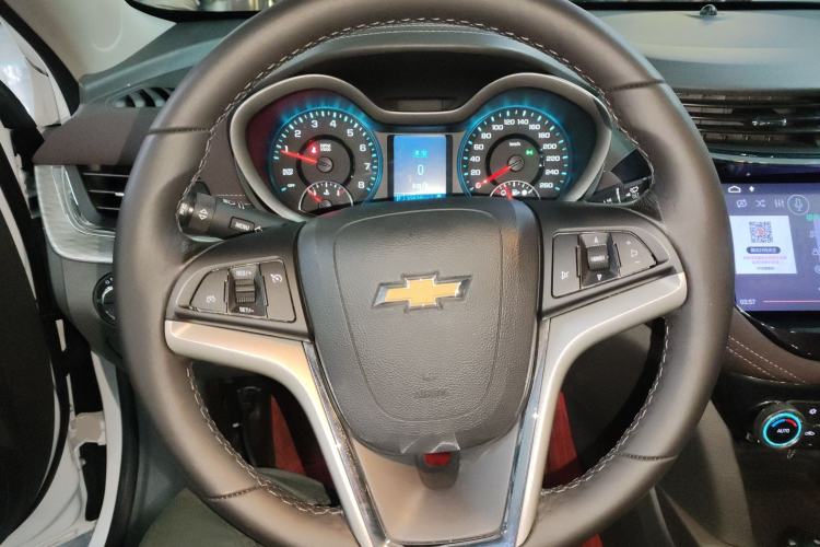 Used Chevrolet Malibu 2018 530T Automatic Fashion Edition Steering Wheel