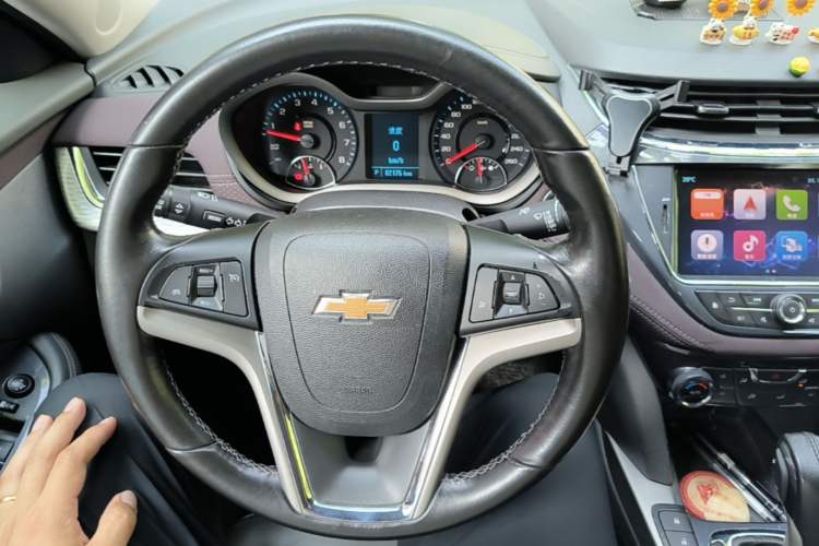 Used Chevrolet Malibu 2018 530T Automatic Luxury Edition Steering Wheel