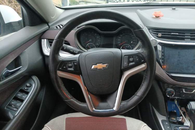 Used Chevrolet Malibu 2018 530T Automatic Luxury Edition Steering Wheel