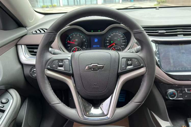 Used Chevrolet Malibu 2018 530T Automatic Luxury Edition Steering Wheel