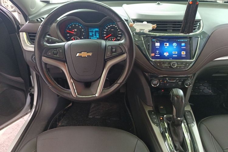 Used Chevrolet Malibu 2018 530T Automatic Luxury Edition Steering Wheel