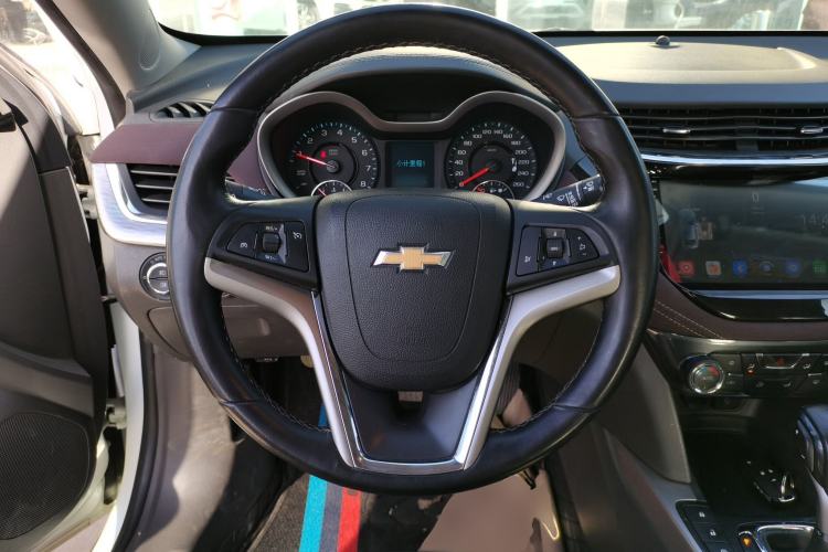 Used Chevrolet Malibu 2018 530T Automatic Fashion Edition Steering Wheel
