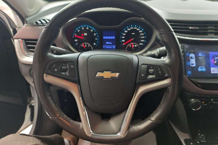 Used Chevrolet Malibu 2018 530T Automatic Fashion Edition Steering Wheel